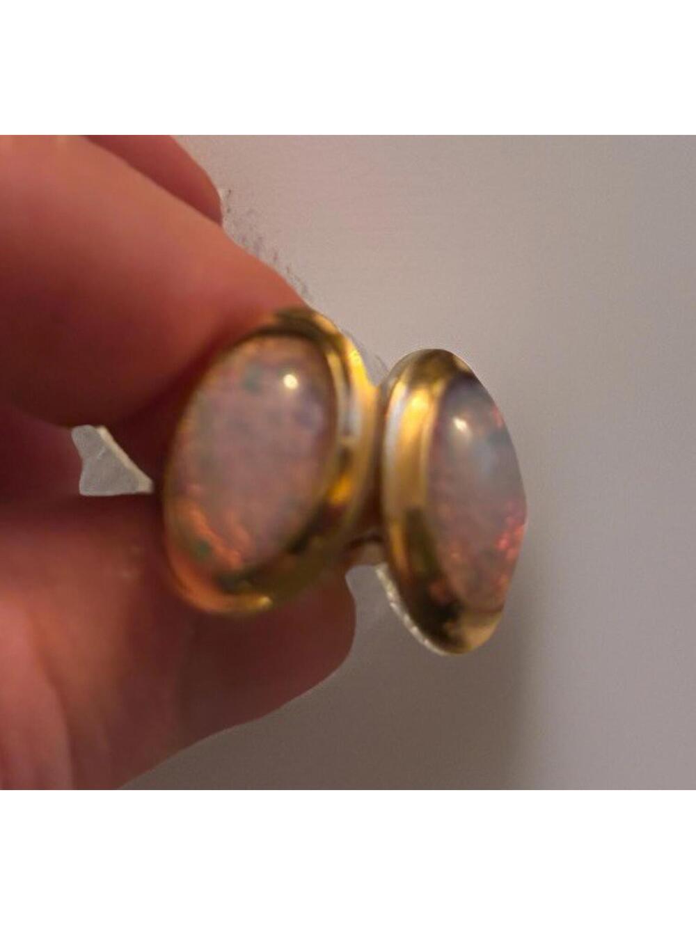 Beautiful Pair Of Vintage Men’s Cufflinks Of Gold Tone And Opal Stones